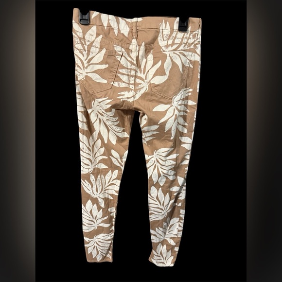 Mother The Looker Pants in Tropical Getaway - Picture 3 of 5